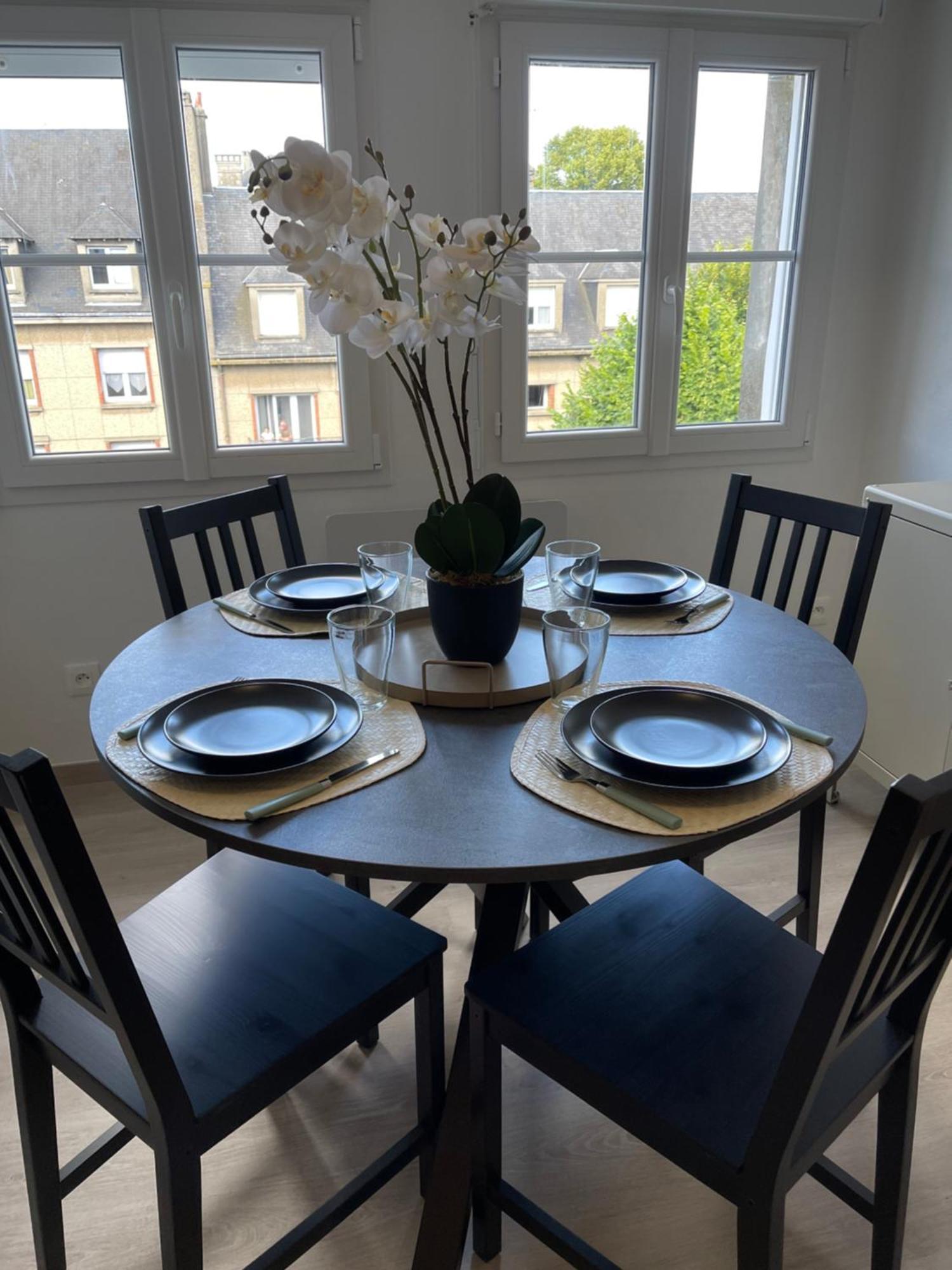 Appartement Renove Tout Equipe, Centre Ville, Proche De La Gare Et Commerce Флерс Екстериор снимка